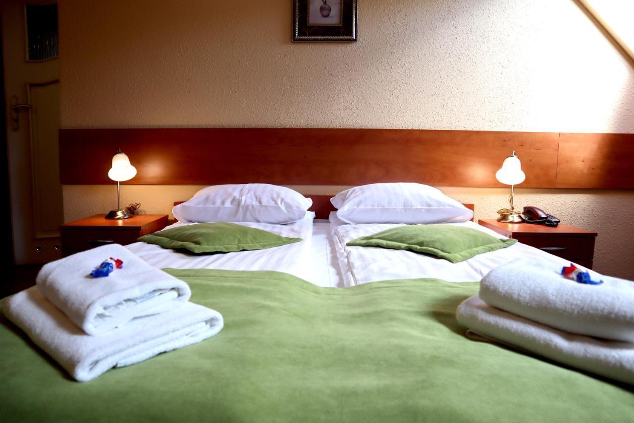 Motel Arkadia Koszalin Kültér fotó